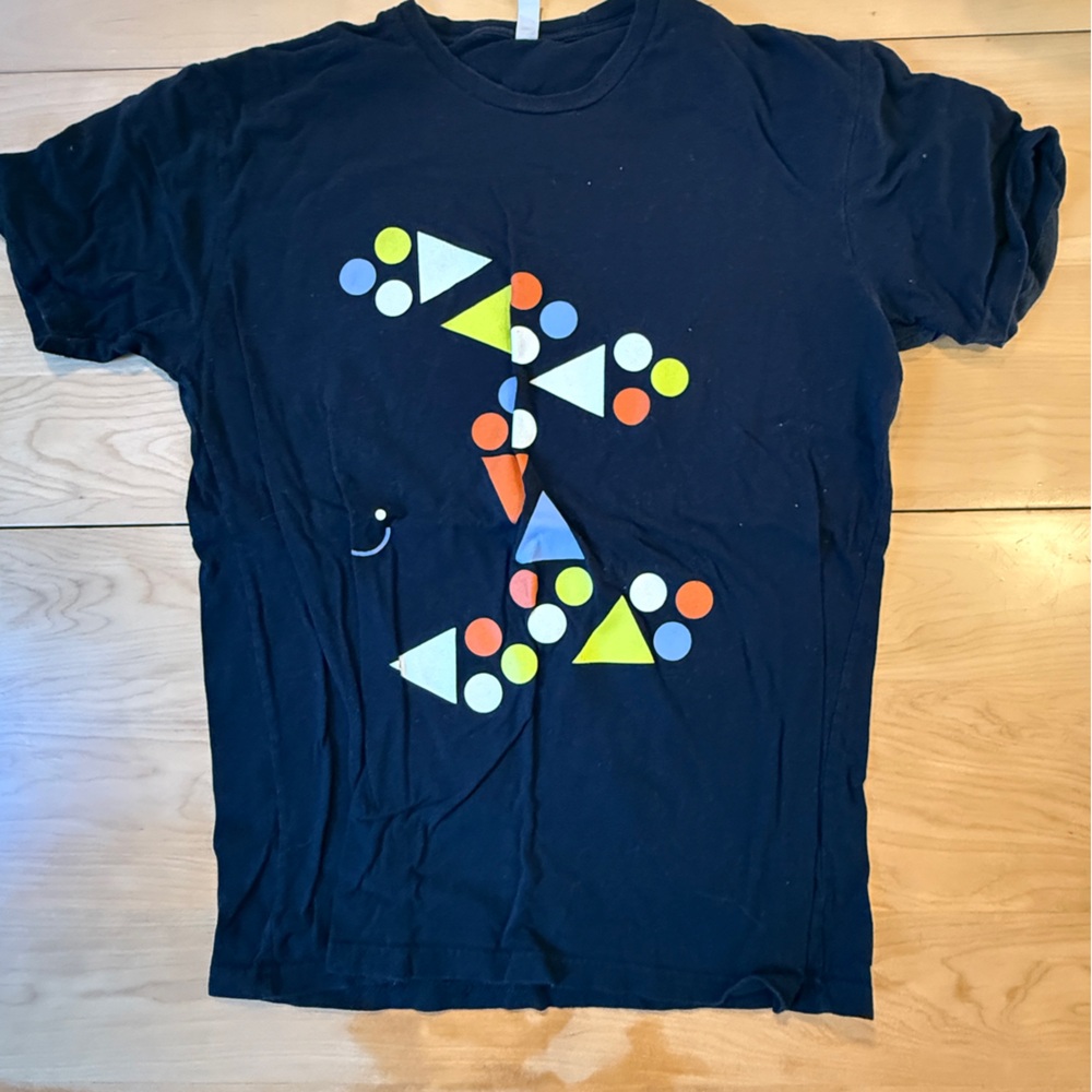 Dusen Dusen Tee